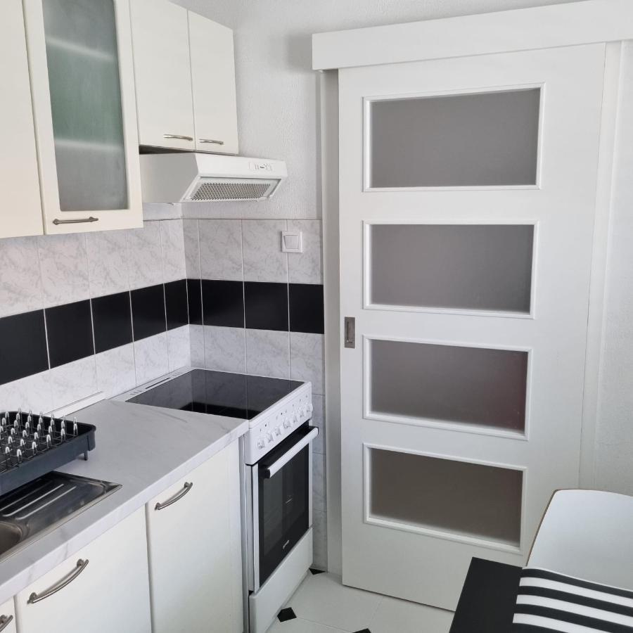 Apartment Mastrinka By The Sea -10M Trogir Eksteriør bilde