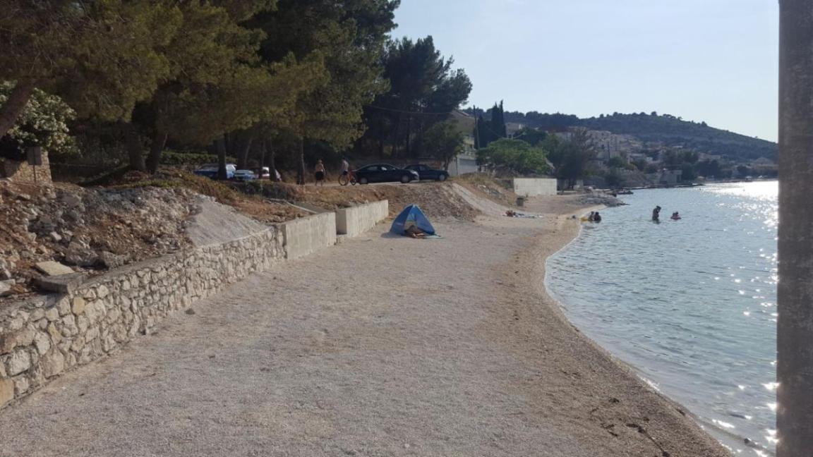 Apartment Mastrinka By The Sea -10M Trogir Eksteriør bilde